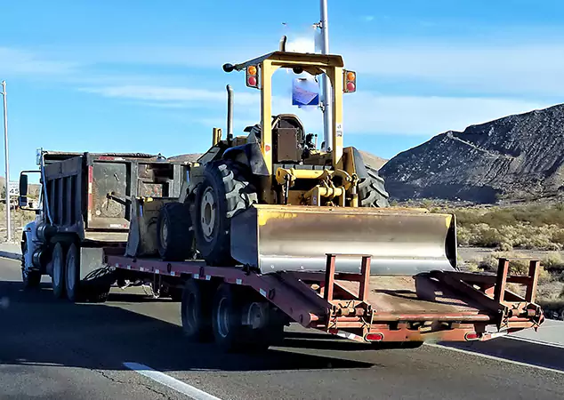 Why Choose Maryland Hauling Pros Over Other Heavy Equipment Shipping Companies?
